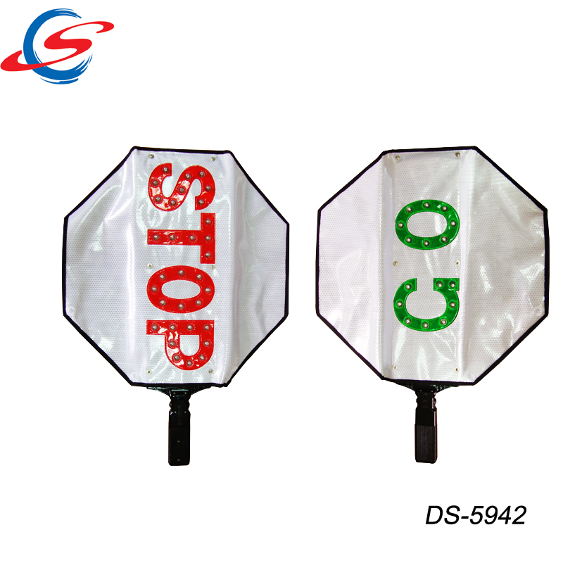DS-5942 Retractable warning sign